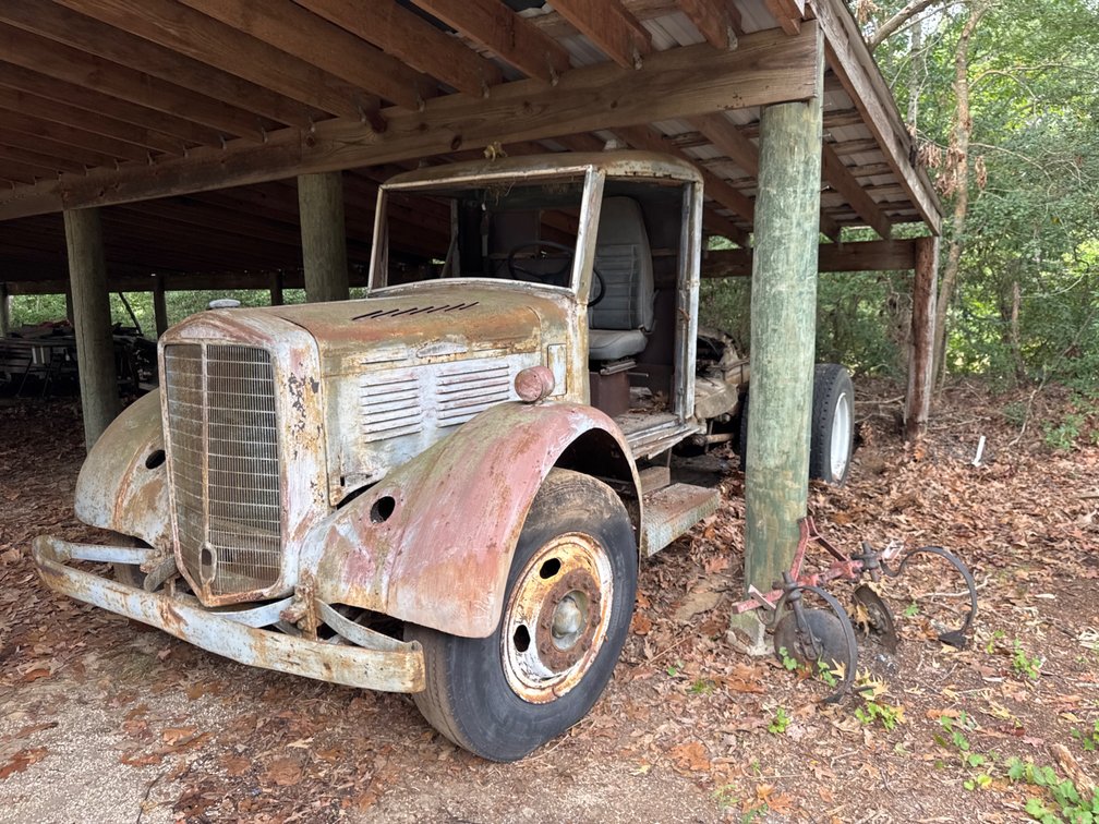 Brockway Truck Cab and Chassis Parts