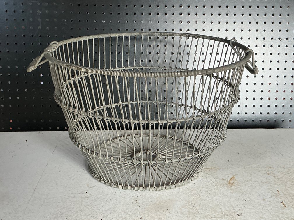 Wire Oyster Basket