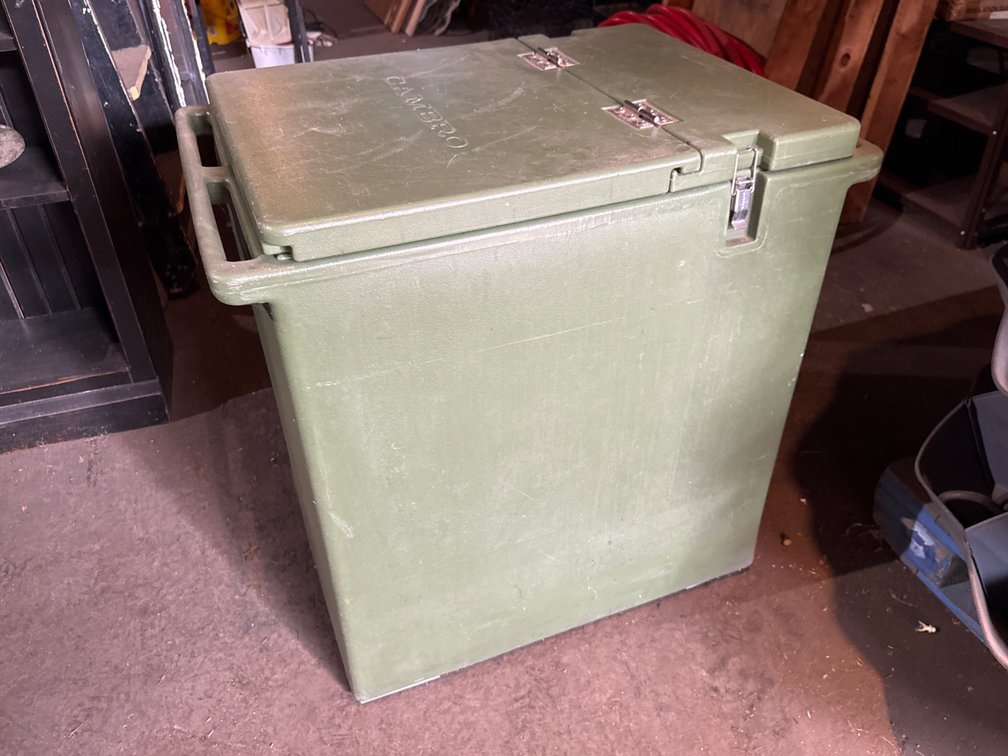 Cambro Insulated Ice Caddy