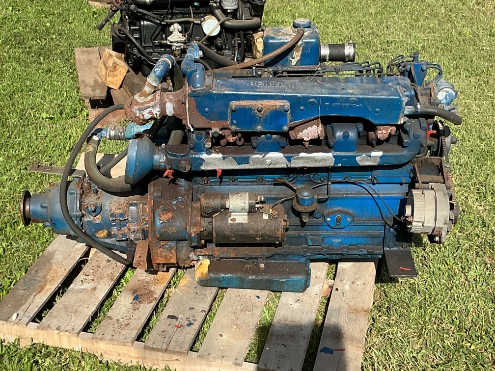 Perkins Marine Diesel Engine with Transmission