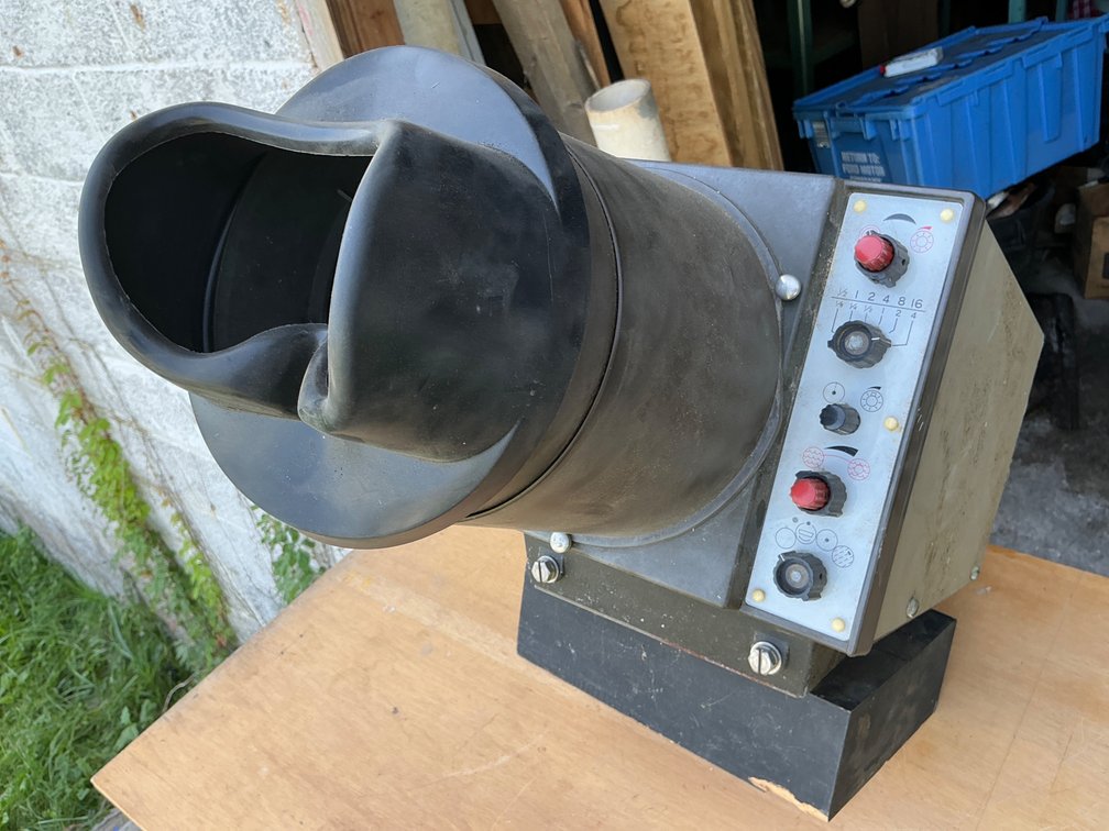 Furuno Radar Model 1600 Display Unit