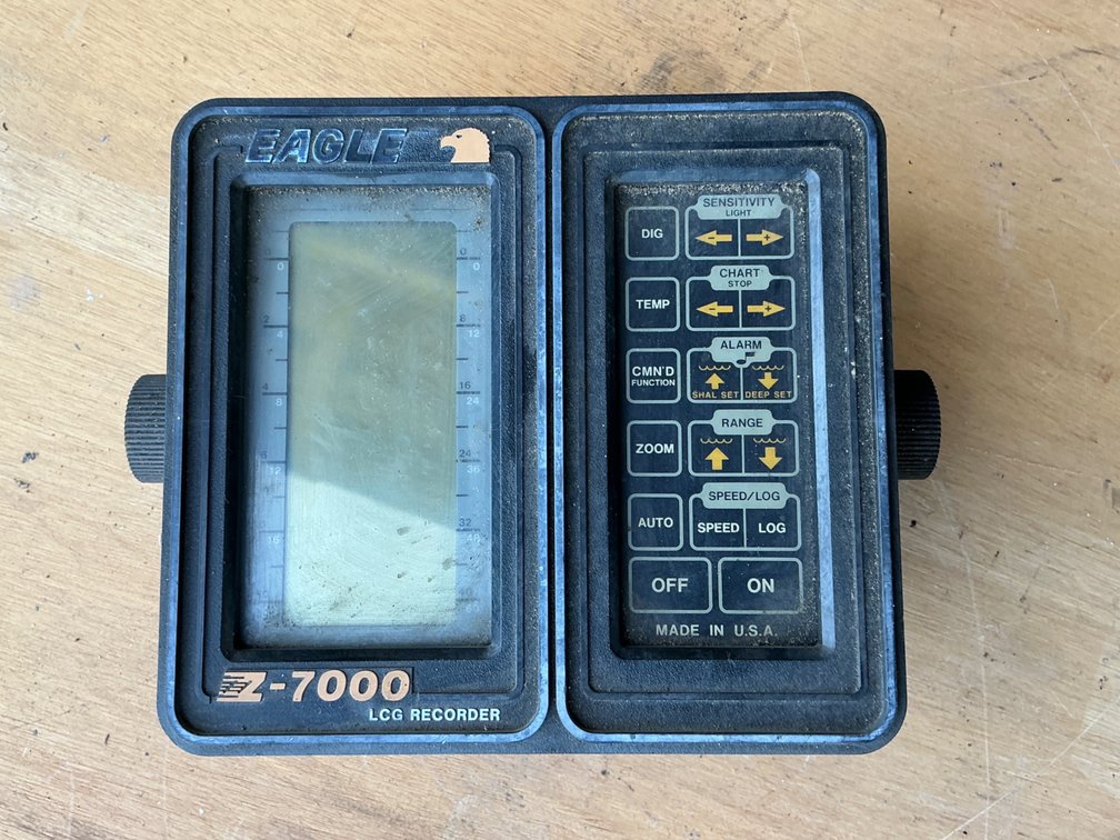 Eagle Z-7000 LCG Marine Recorder