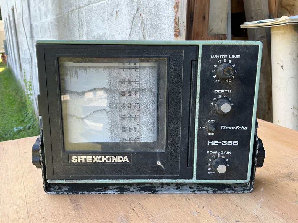 SI-TEX Honda HE-356 Chart Recording Fish Finder