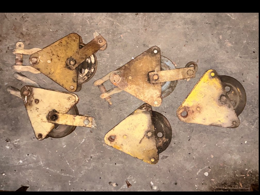 Triangular Snatch Blocks