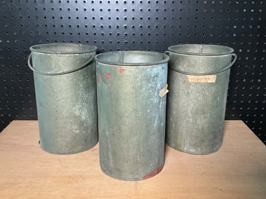 Metal Oyster Shucking Buckets