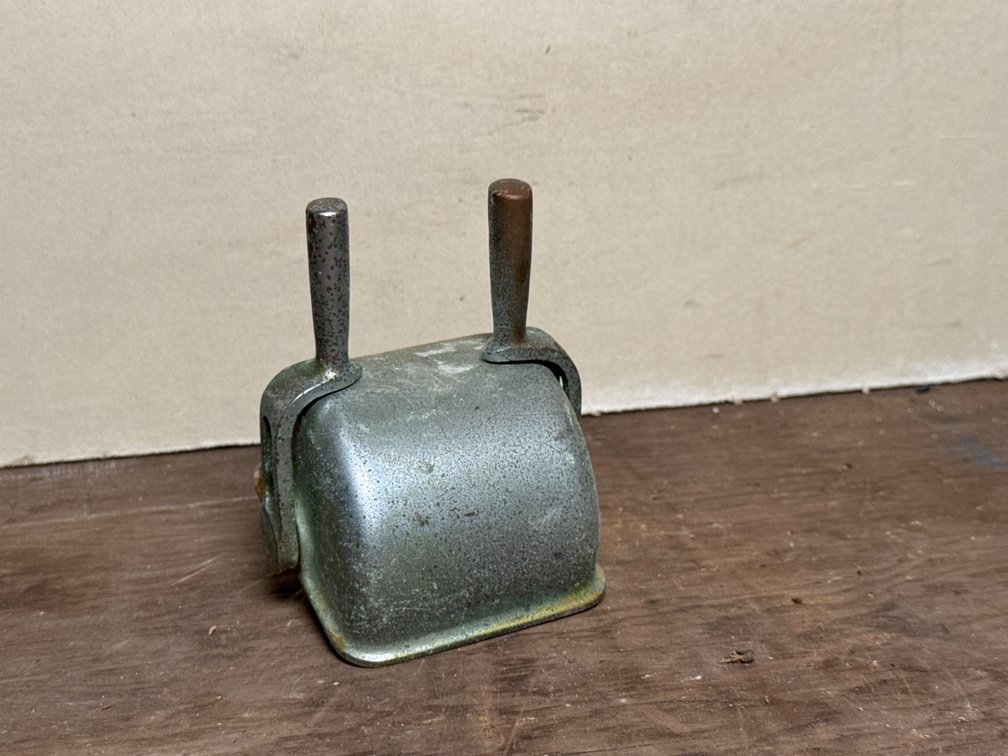 Cast Metal Dual Lever Control Assembly
