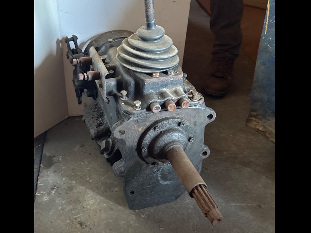 Manual Transmission Assembly with Floor Shifter and Drum Brake
