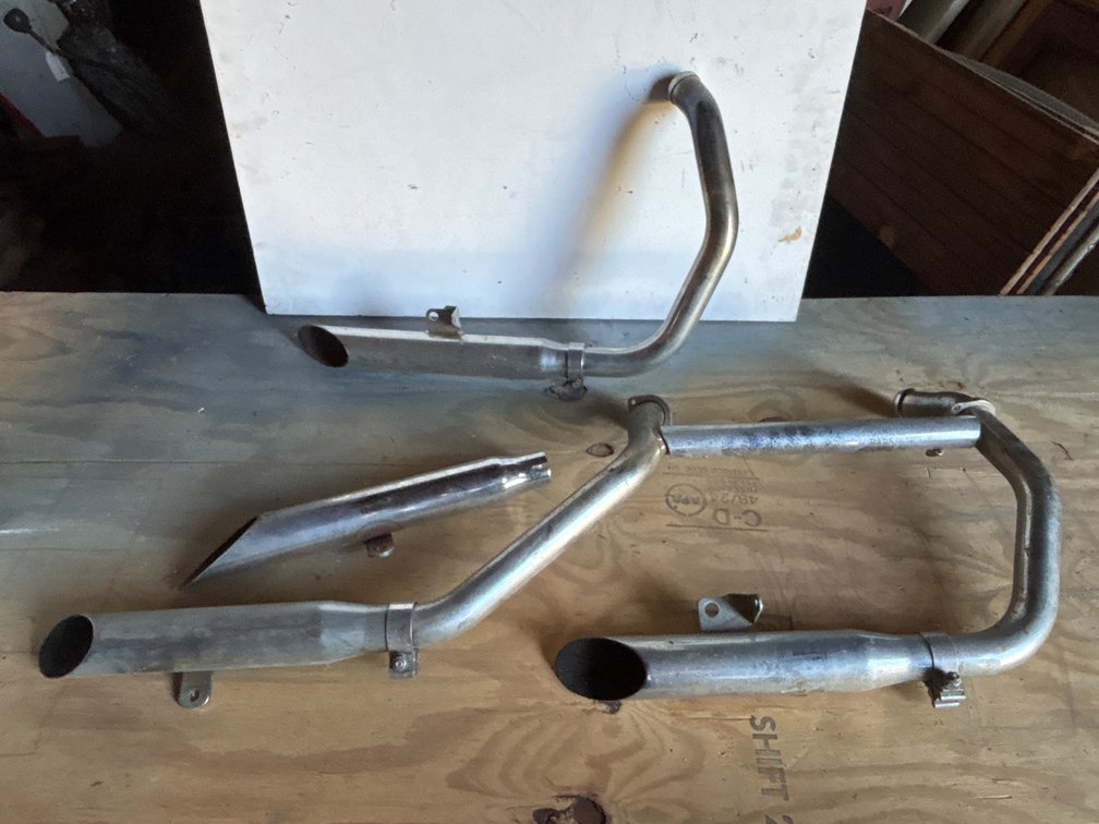 Harley-Davidson Chrome Motorcycle Exhaust Pipes and Mufflers