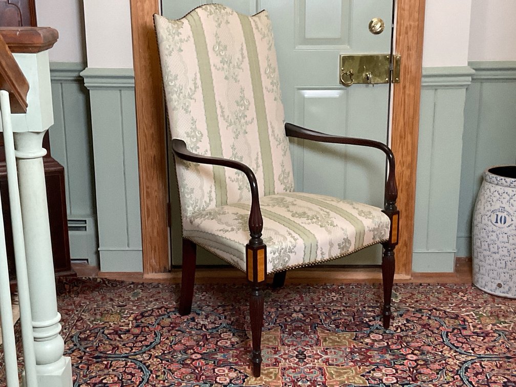 Sheraton Style Lolling Chair