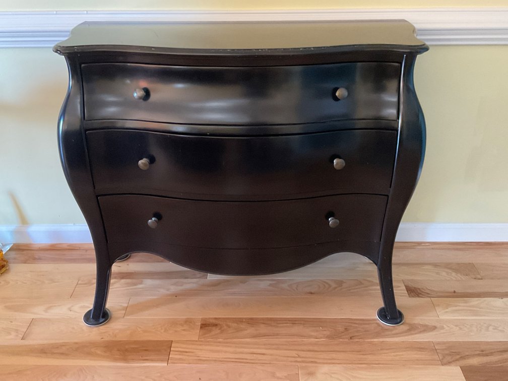 Crate and Barrel Bombe Chest