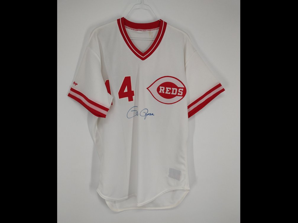 Image for #35-FCA Benefit and Modern Sports Card and Memorabilia Online Auction