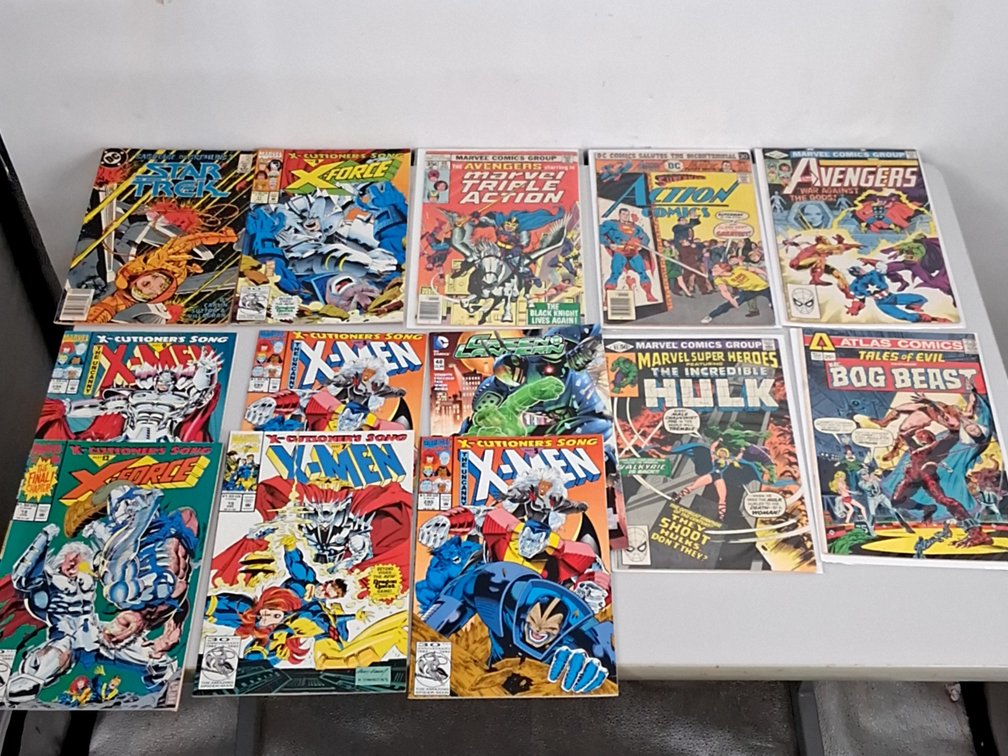 13 Marvel or DC comics incl. Avengers,
