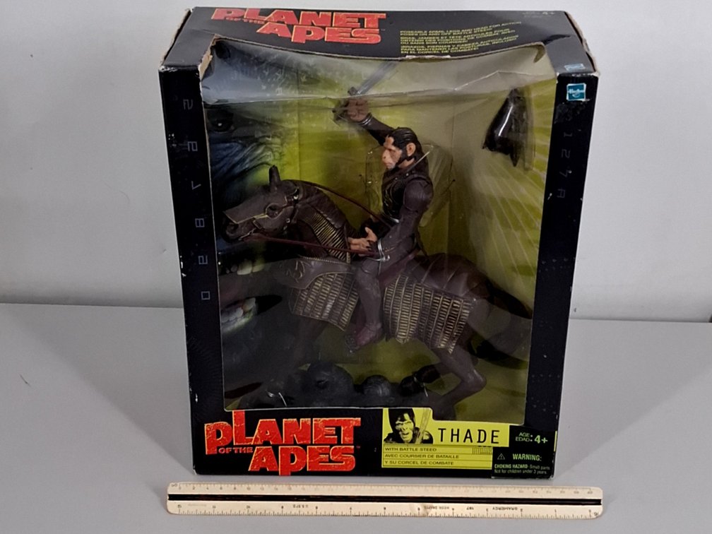 2001 Hasbro Planet Of The Apes Thade action