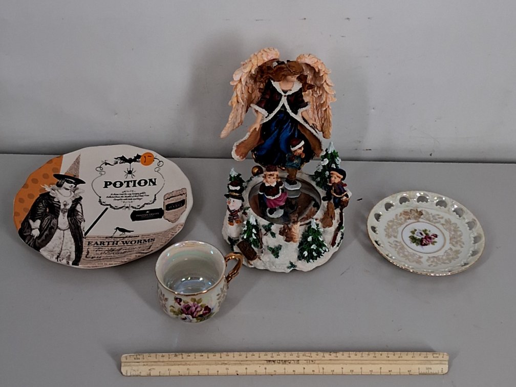 ice rink music box, Potion Halloween decorative