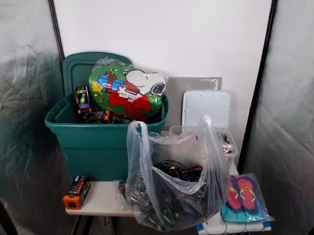 lot of holiday decor incl.
