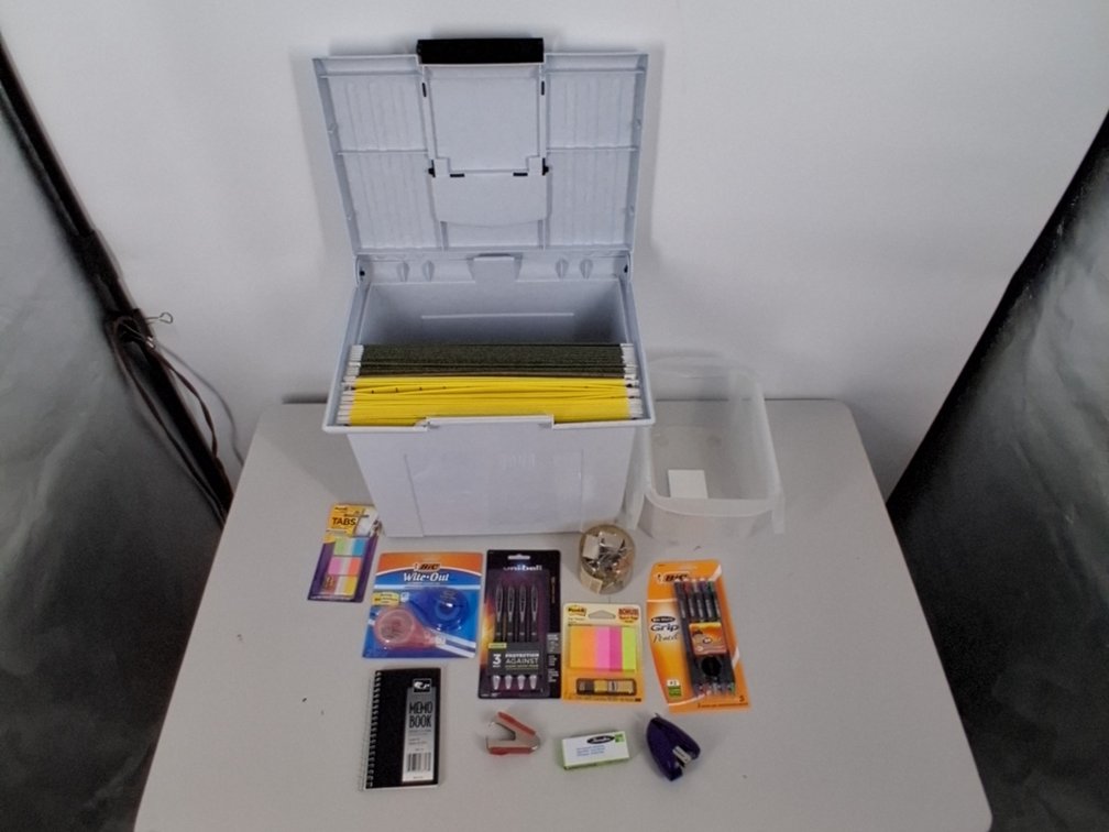 office supply lot of mechanical pencils,