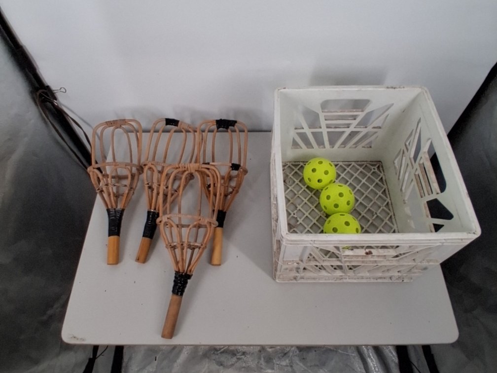 4 rattan and bamboo ball toss scoops