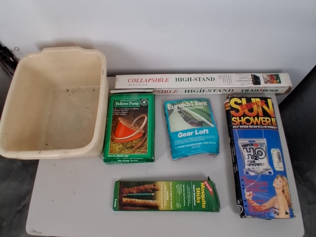 lot of Sun Shower, stand for camping stove