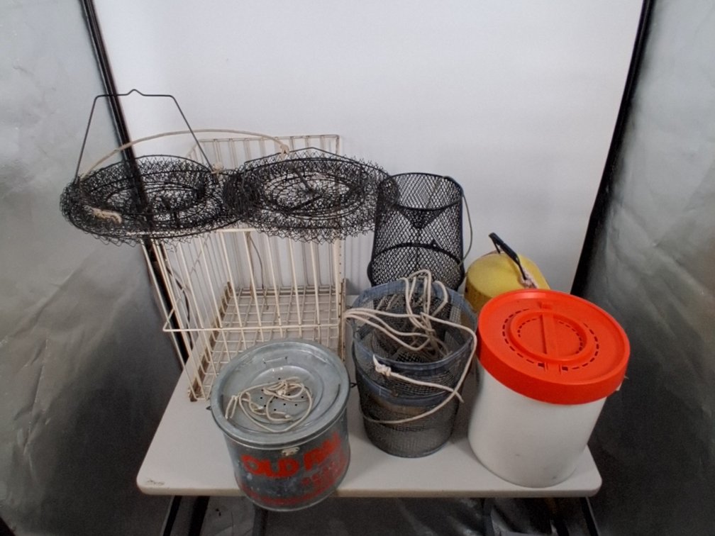 lot of 3 minnow buckets, 2 live wells,