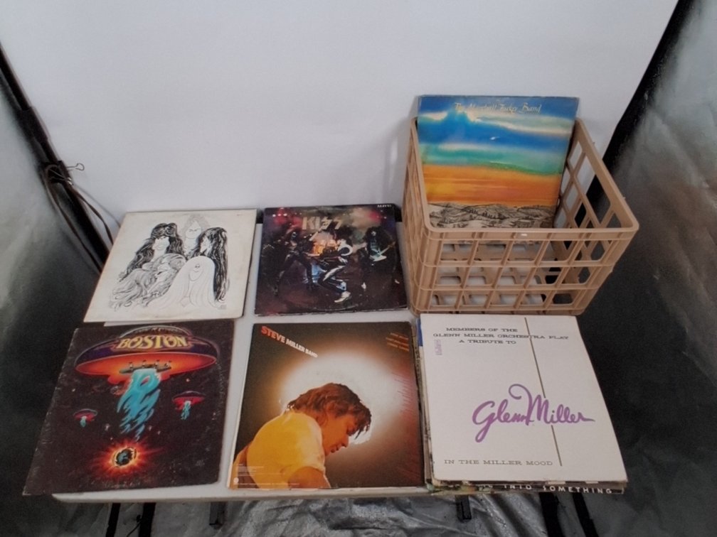 12 records incl. Kiss, Boston, Aerosmith