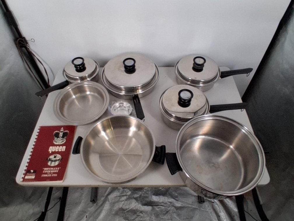 Amway Queen kitchen pots and pans