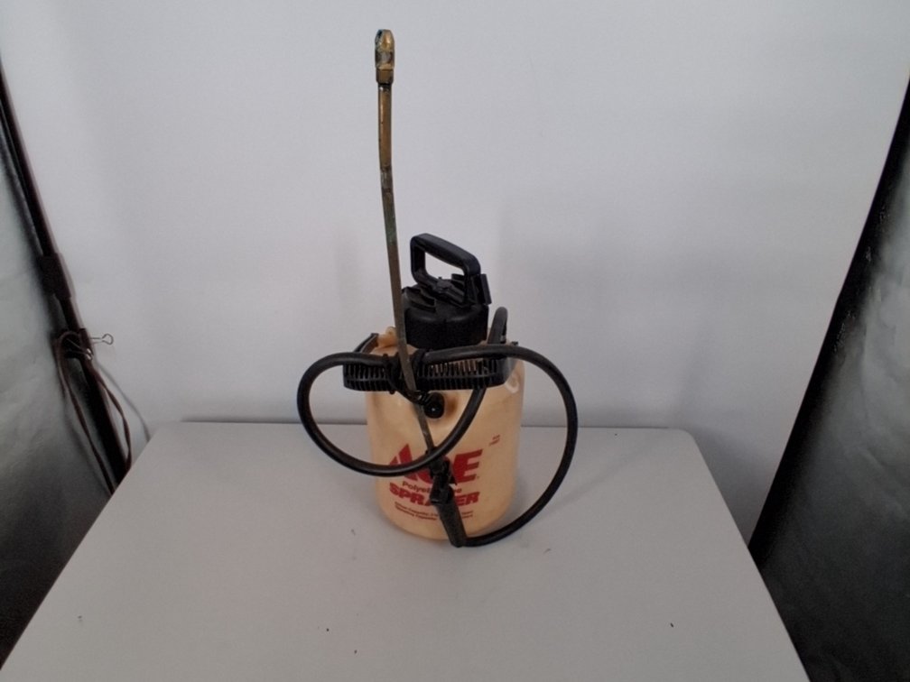 Ace 1 gallon sprayer