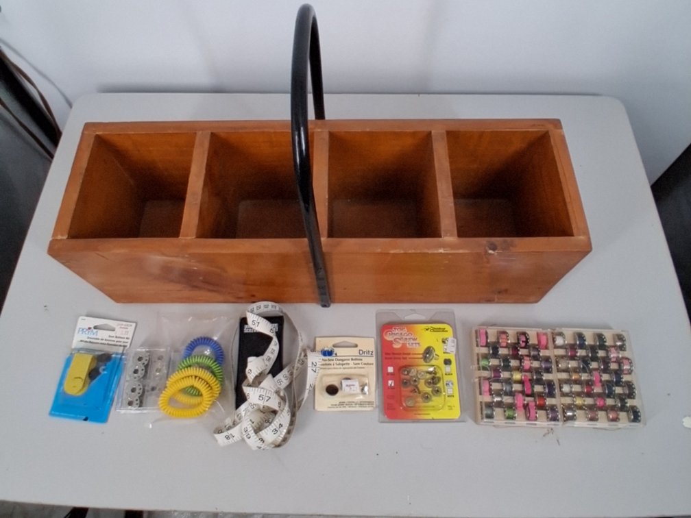 wood 4 compartment organizer of
