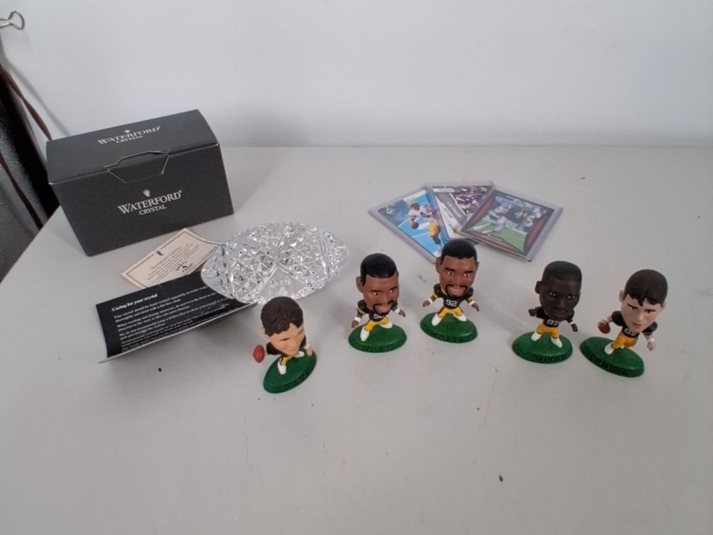 GB Packer/Brett Favre lot incl. Waterford