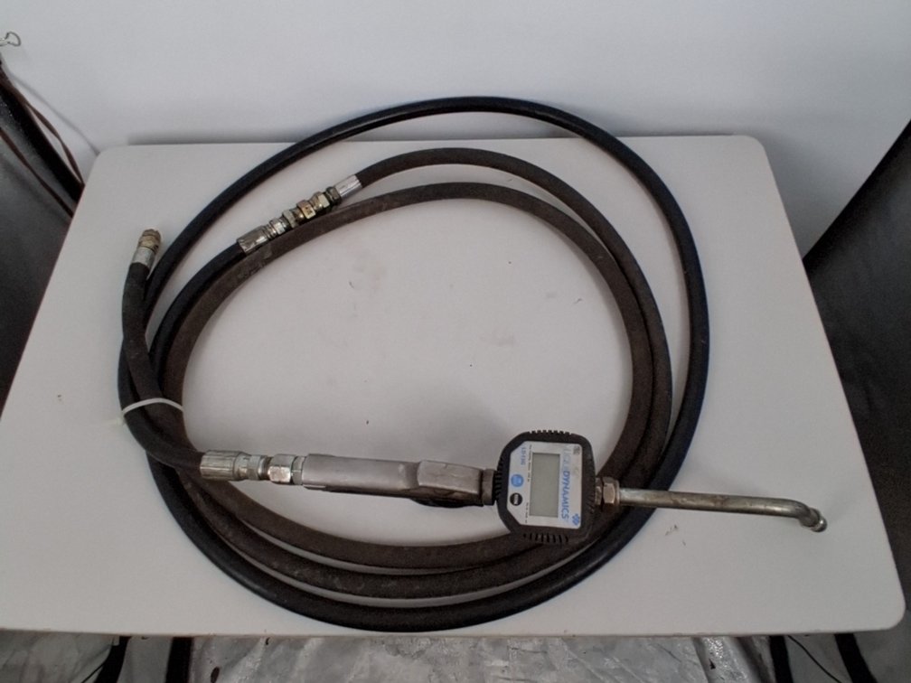 Liquidynamits mechanical oil control gun