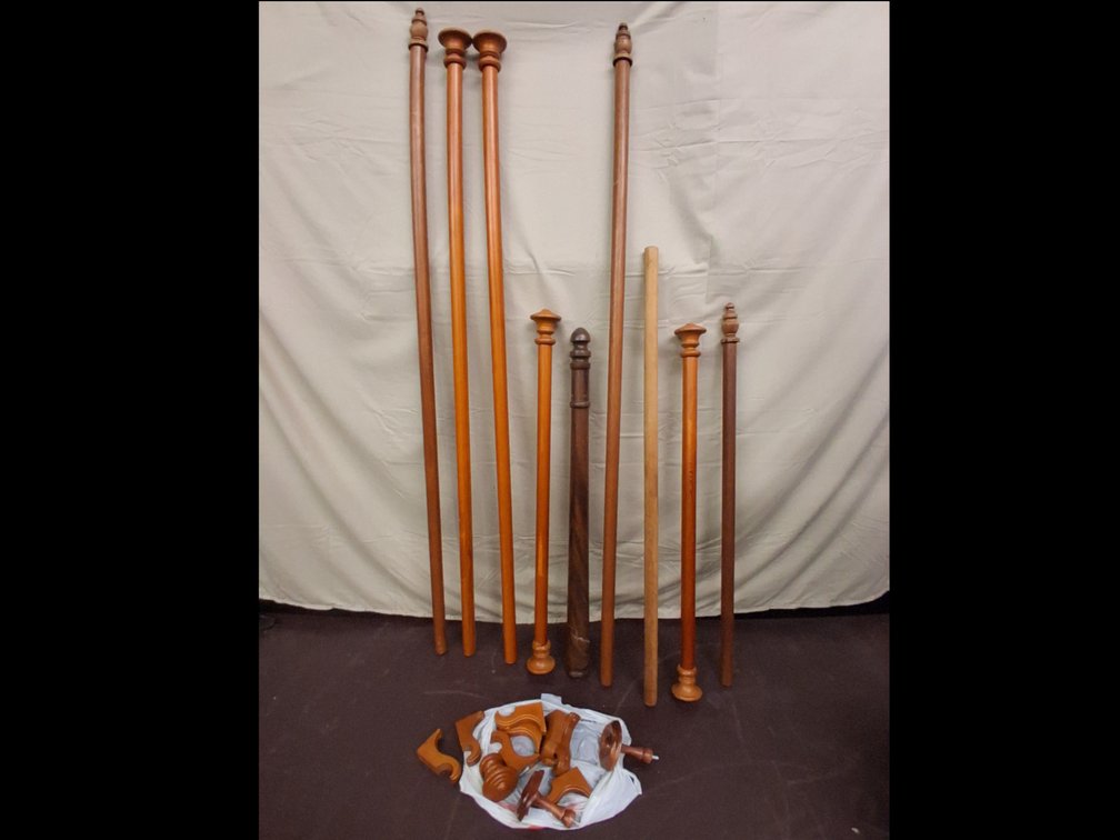 7 wooden curtain rods and a wooden