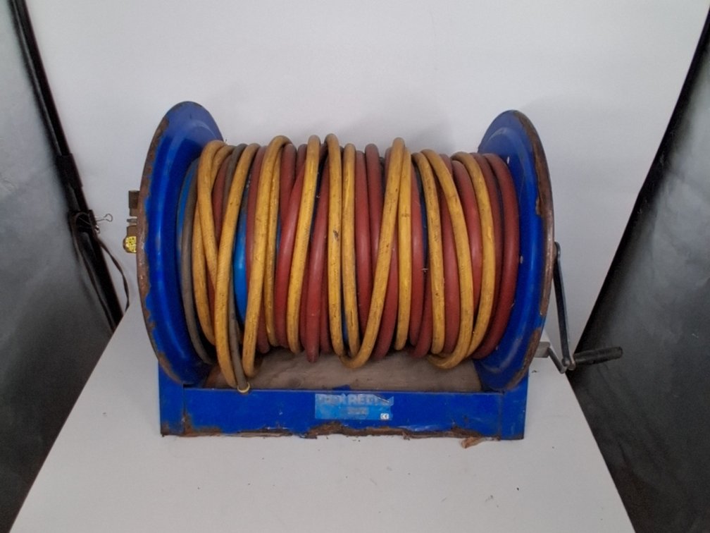 Cox Reels air hose reel and the air hose