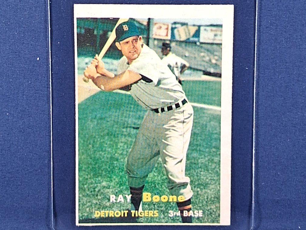 1957 Topps Ray Boone 102