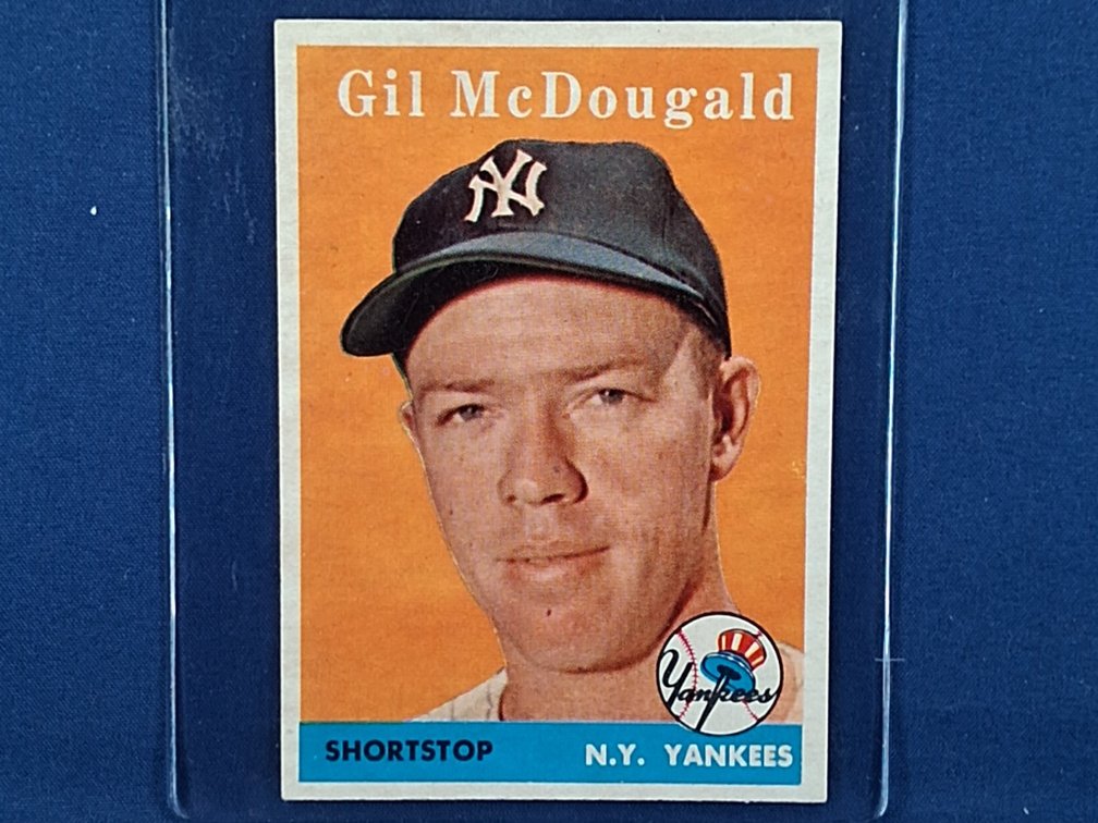1958 Topps Gil McDougald 20
