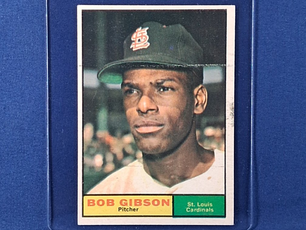 1961 Topps Bob Gibson 211