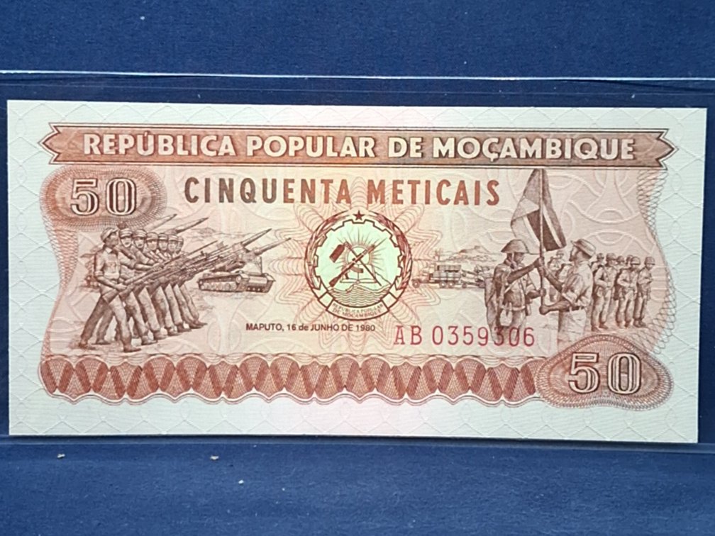 1980 Crisp UNC Mozambique 50 Meticais