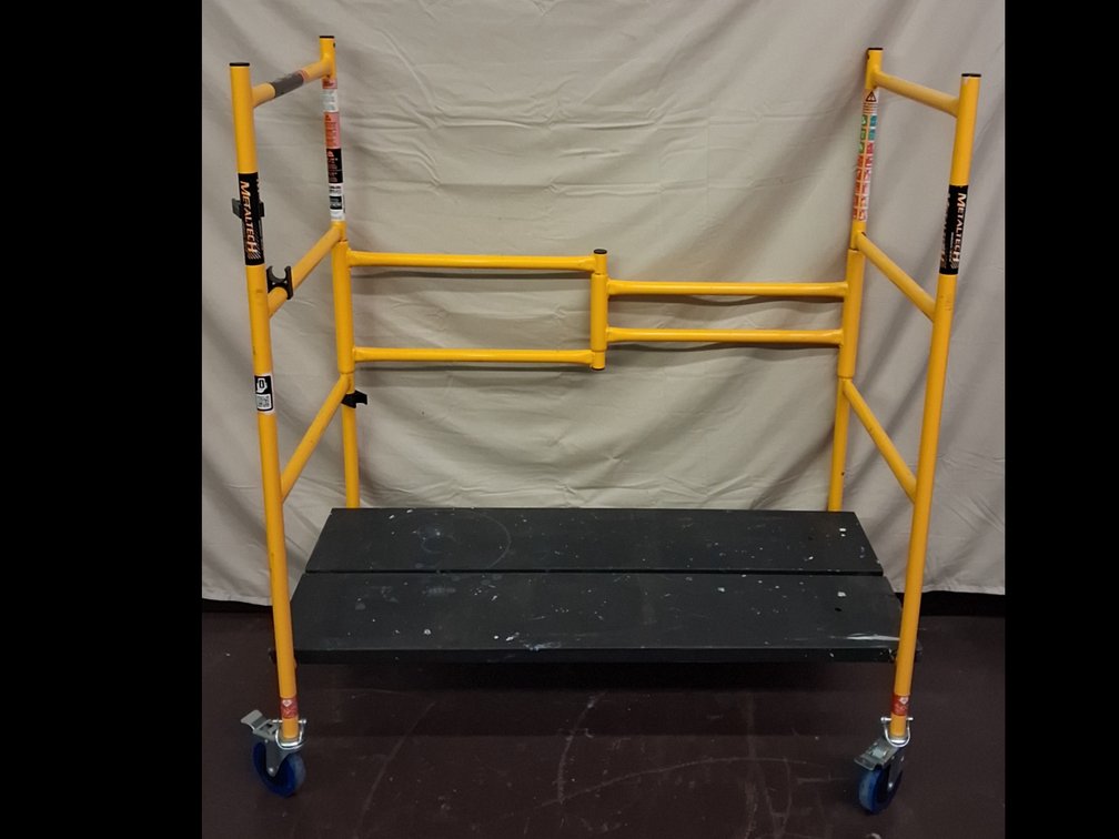 Metal Tech small scaffolding on wheels