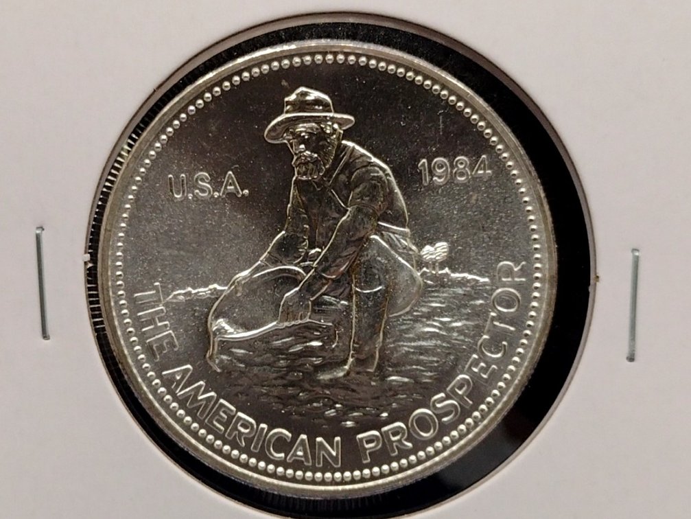 1 oz. .999 fine silver round