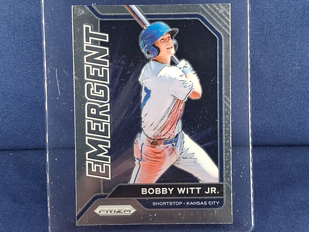 2021 Panini Prizm #EM6 Bobby Witt Jr. "Emergent"