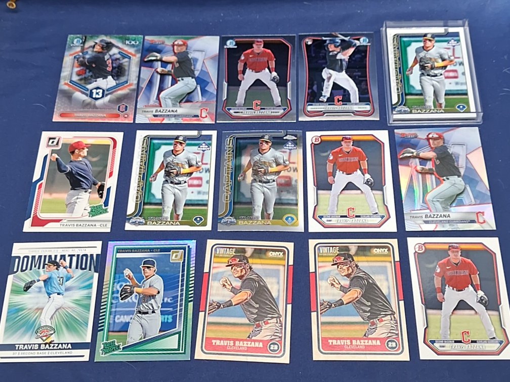 20 Travis Bazzana cards