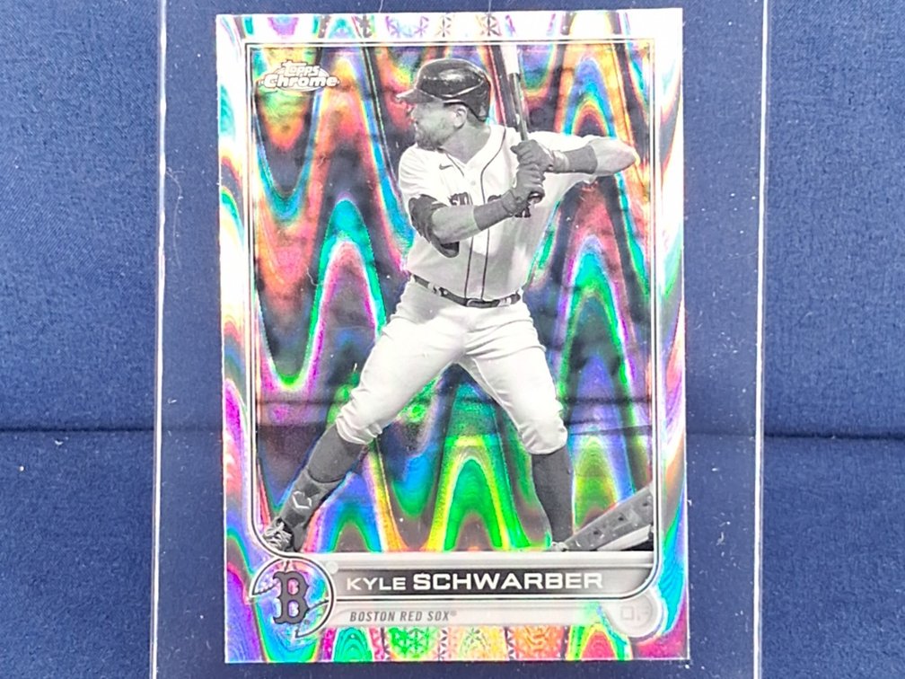 2022 Topps Chrome #110 Kyle Schwarber - sonic waywave refractor