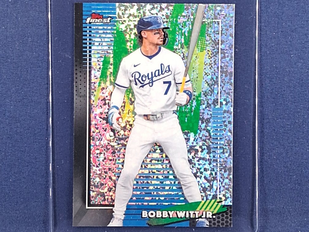 2026 Topps Finest #7 Bobby Witt Jr. - mini-diamond refractor