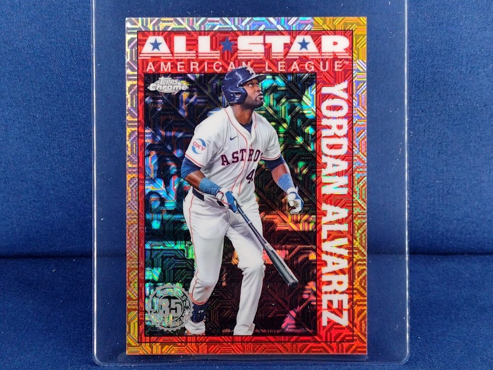 2025 Topps #90ASC-37 Yordan Alvarez "1990 throwback" mojo refractor