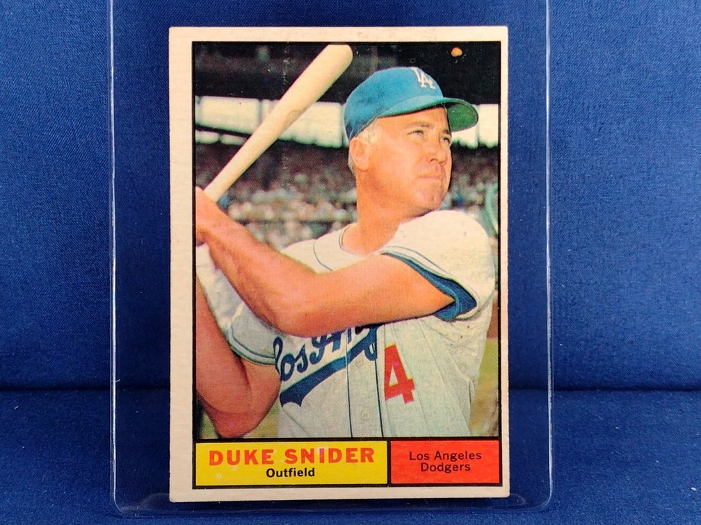 1961 Topps #443 Duke Snider - Brooklyn Los Angeles Dodgers
