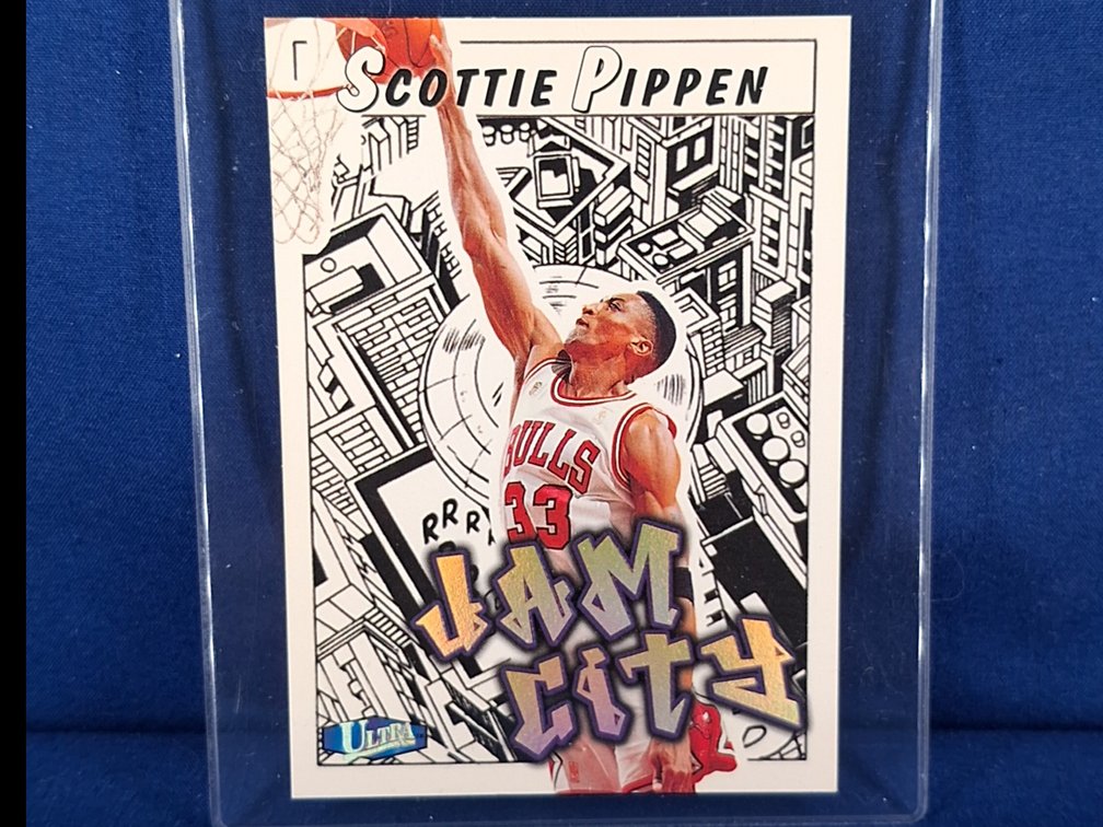 1997/98 Fleer Jam City #3 of 18 Scottie Pippen HOF
