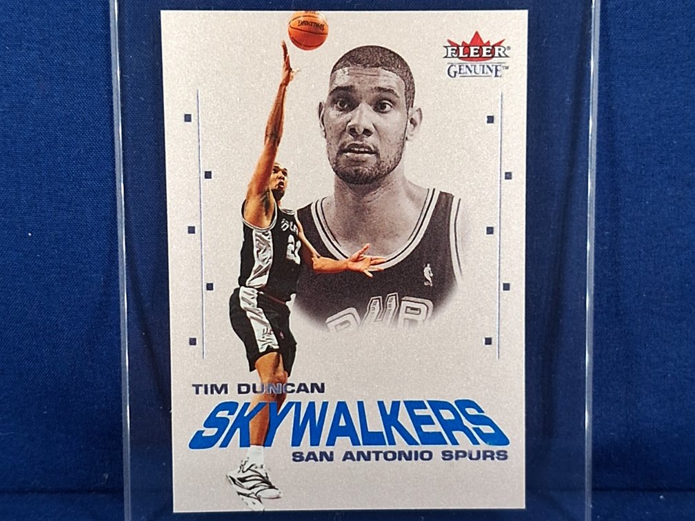 2001/02 Fleer Genuine Skywalkers #6 of 15 SW