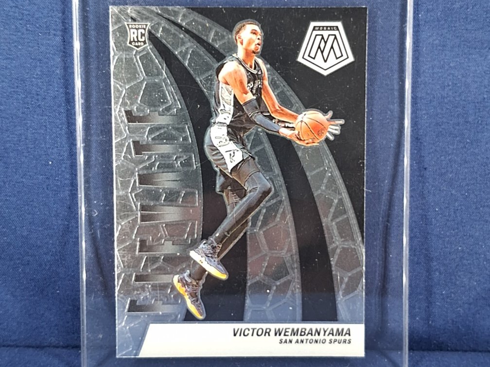 2023/24 Mosaic #18 Victor Wembanyama Rookie