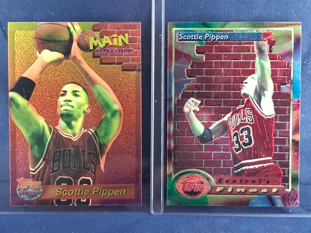2 Scottie Pippen Cards HOF