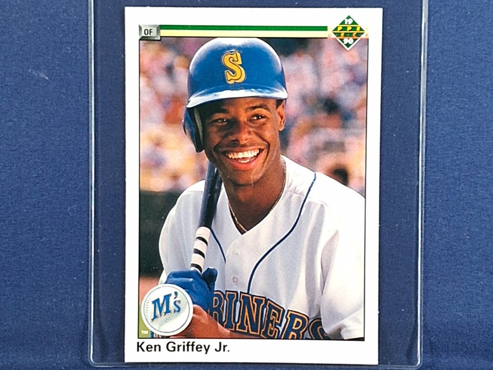 1990 UD #156 Ken Griffey Jr. HOF