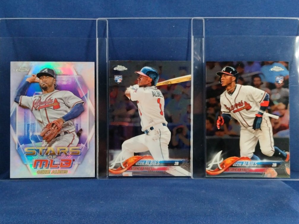 3 Ozzie Albies cards