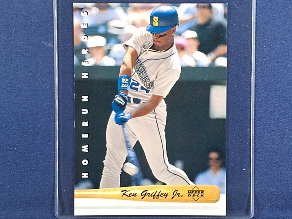 1992 UD Homerun Heroes #HR9 Ken Griffey Jr. HOF
